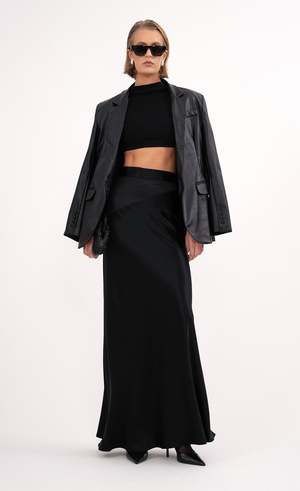 【新品同様】MARK & LONA TIGHT SKIRT (L・ブラック） Fiammata - Elegant skirt | Skirts & Shorts - Luisa Spagnoli