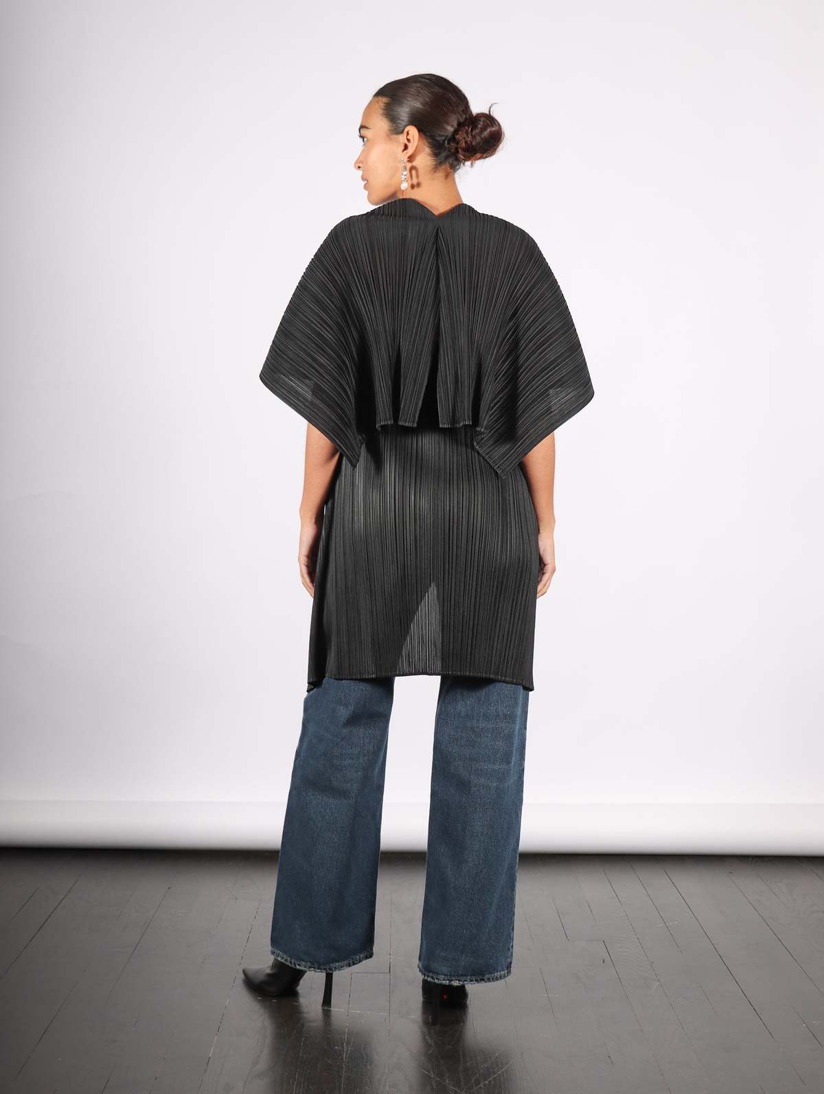 Pleats Please Issey Miyake Rib Pleats November in Grayish Navy
