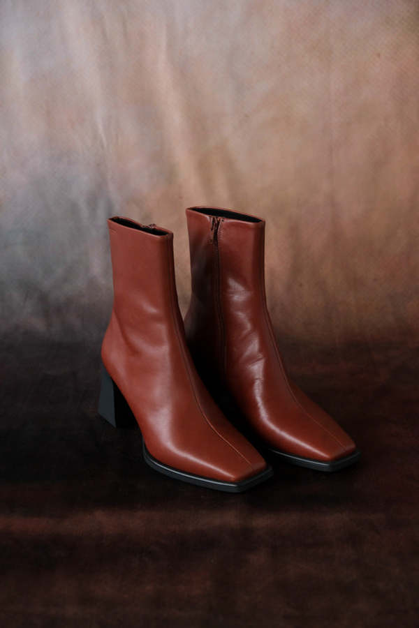 Vagabond HEDDA BOOTS CINNAMON on Garmentory