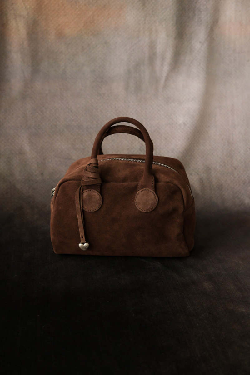トートバッグ [Margesherwood] / SOFT BOWLING BAG / choco brown suede MARGESHERWOOD - SOFT BOWLING BAG | HBX - Globally Curated
