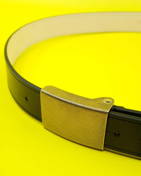 小物 LEMAIRE CLIP BELT 30mm Lemaire Vintage Leather 30MM Clip Belt - Black | Garmentory