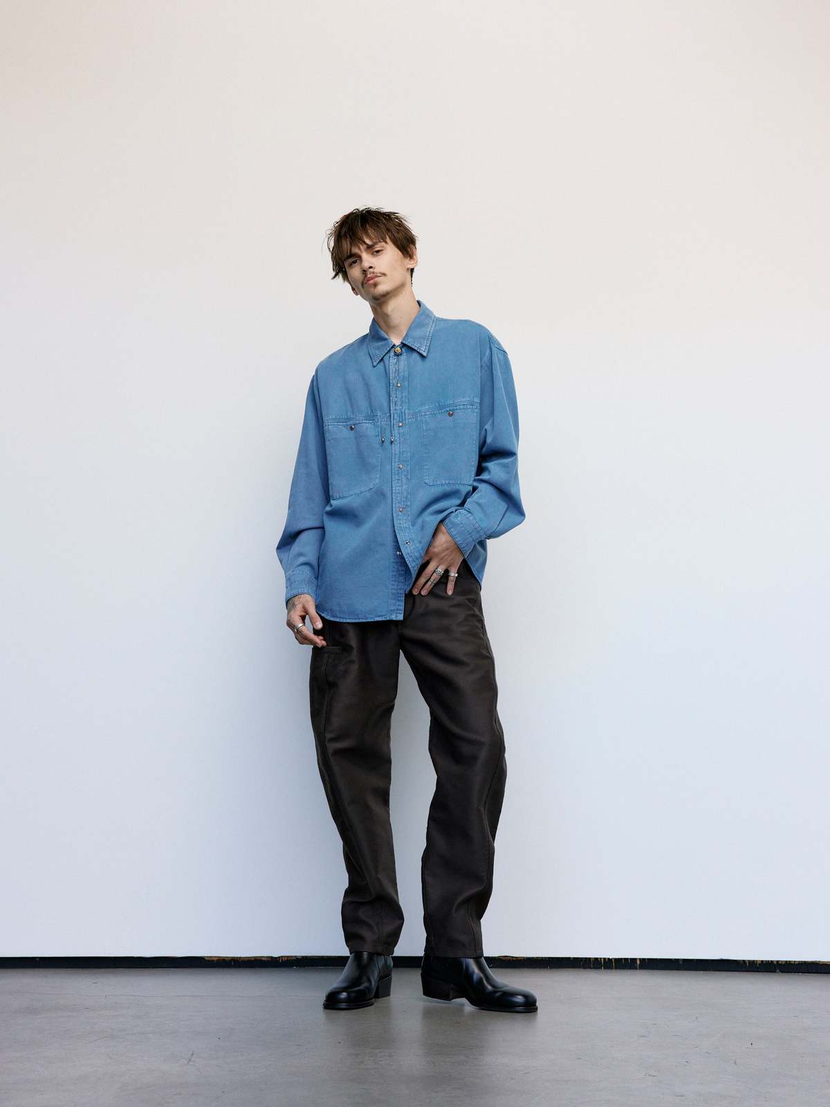 トップス LEMAIRE 24aw DENIM SHIRT WITH SNAPS Lemaire Denim Shirt With Snaps - Snow Blue | Garmentory