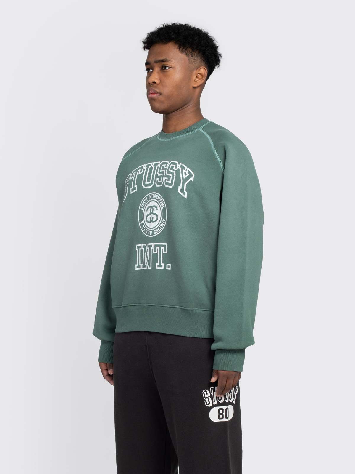 国内発送 送料関税込 完売 STUSSY OVERLOCK VARSITY RAGLAN CREW Stüssy Overlock Varsity Raglan Crew Sweatshirt - Washed