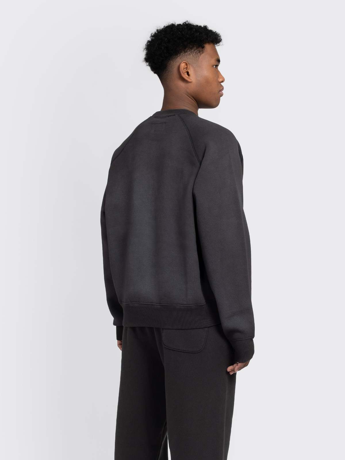 【STUSSY FA24'】STUSSY OVERLOCK VARSITY RAGLAN CREW Overlock Varsity Raglan Crew – Premier