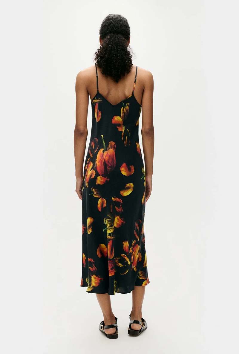 Silk Laundry 90s Slip Dress - Tulipa Black