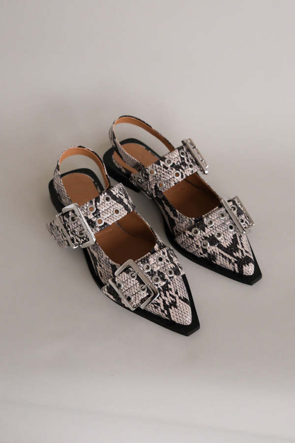 Ganni-CHUNKY-BUCKLE-BALLERINA-