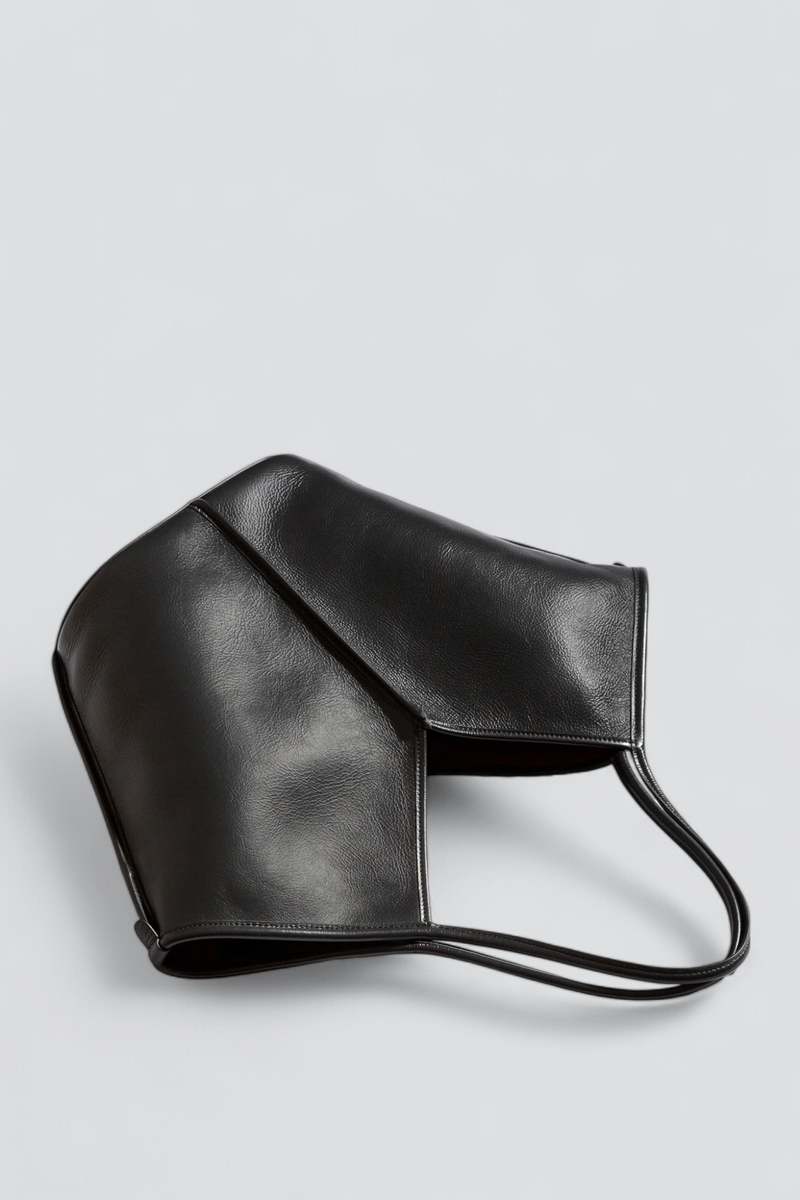 Hereu Calella Distressed Leather Tote Bag - Black Hereu Calella Distressed Leather Tote Bag - Black