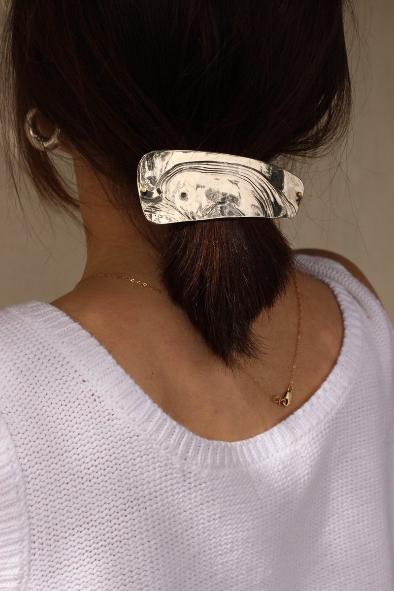 Leigh Miller White Bronze Grande Barrette | Garmentory display picture 3