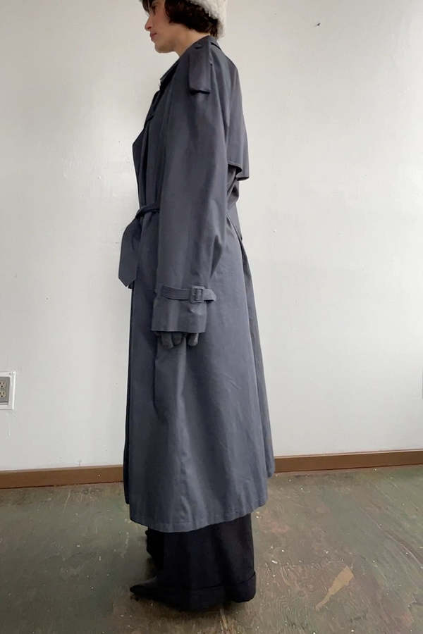 Yves Saint Laurent グレー ロングコート Yves Saint Laurent Trench Coat - Gray | Garmentory