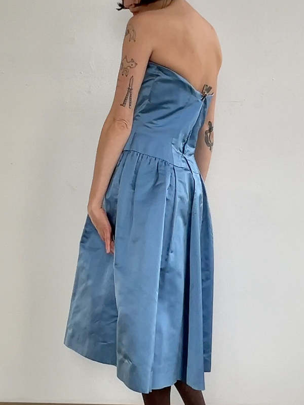 slim fit dress slacks Saks Fifth Avenue Metallic Lace Dress – Moore Vintage Archive main image 0
