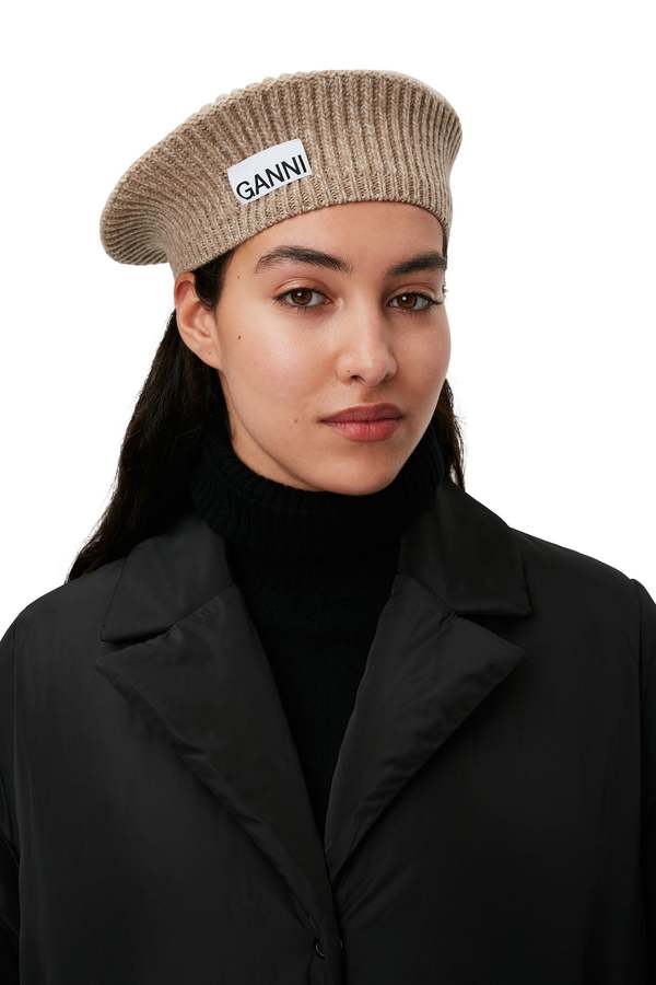 GANNI / ガニーStructured Rib Beret GANNI / ガニー】 Structured Rib Beret（ハンチング／ベレー）｜U by