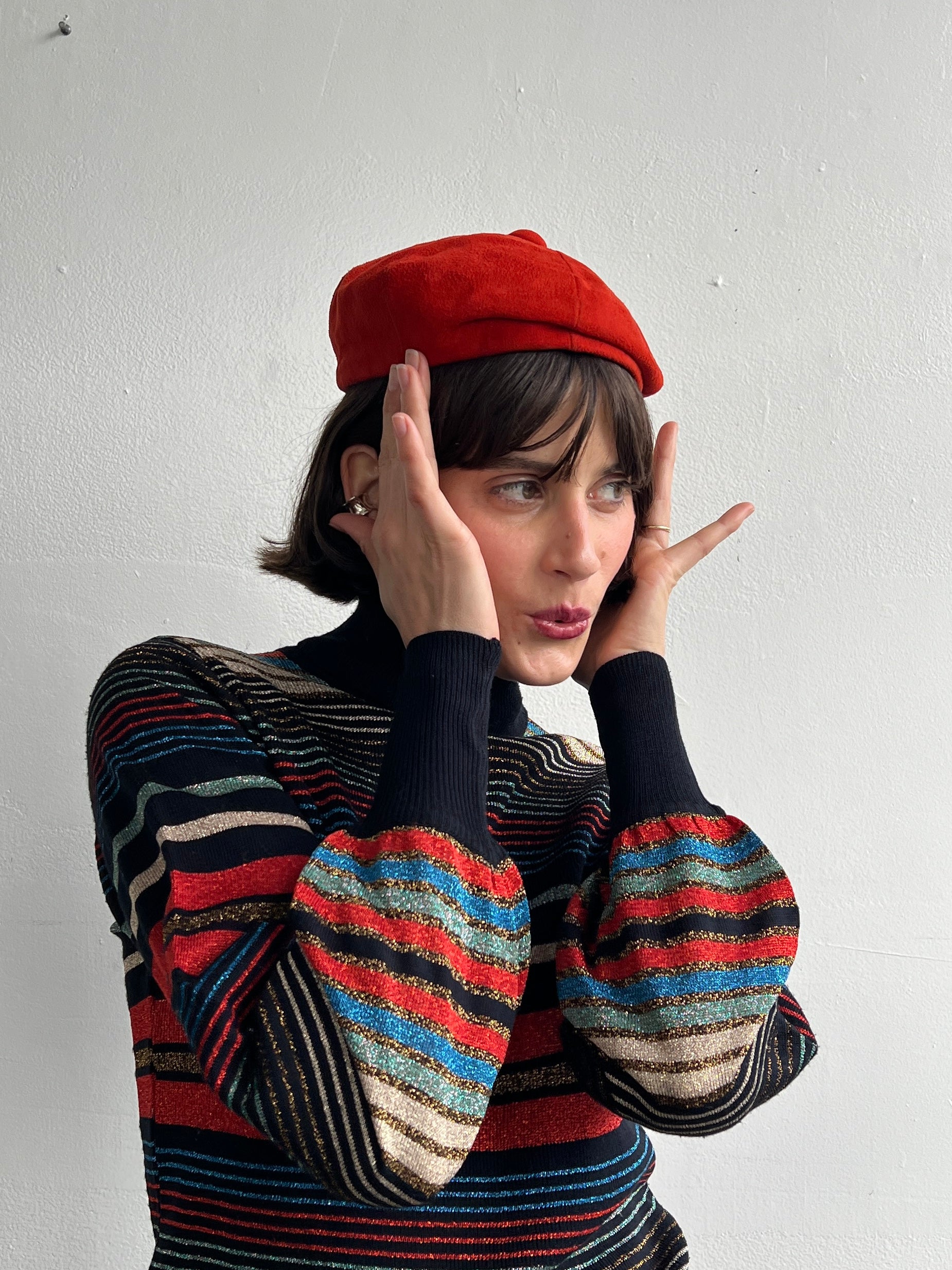 Vintage red beret Crochet Vintage Red Beret Hat (Free Pattern) main image 3
