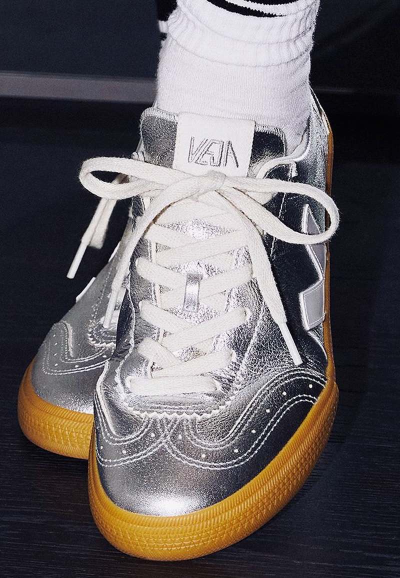 スニーカー Volley Sneakers - Veja - Leather - Silver VOLLEY LEATHER SILVER PIERRE | VEJA