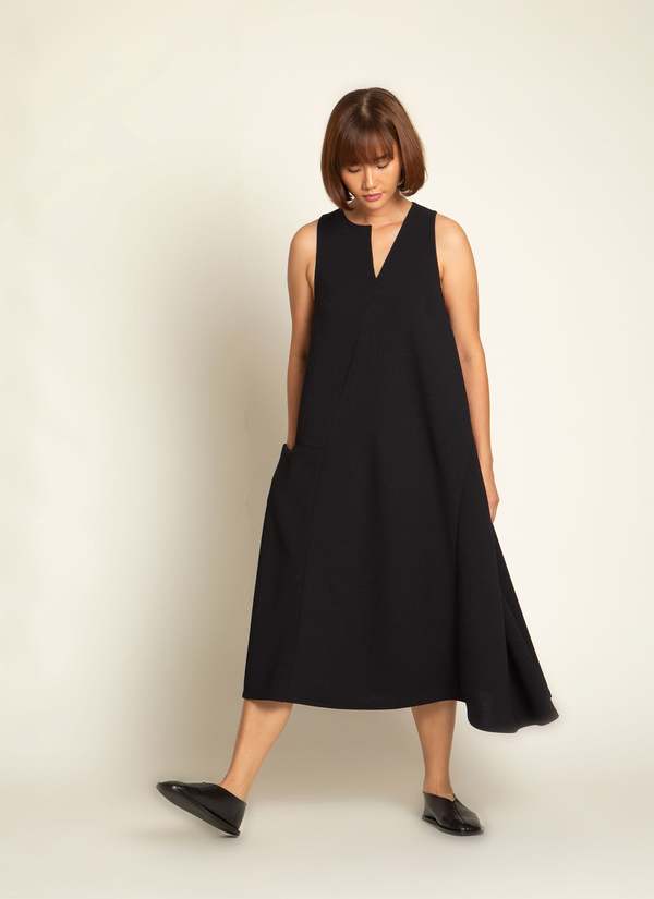 KAAREM Diagonal Xo A-Line Pocket Dress - Black Blue