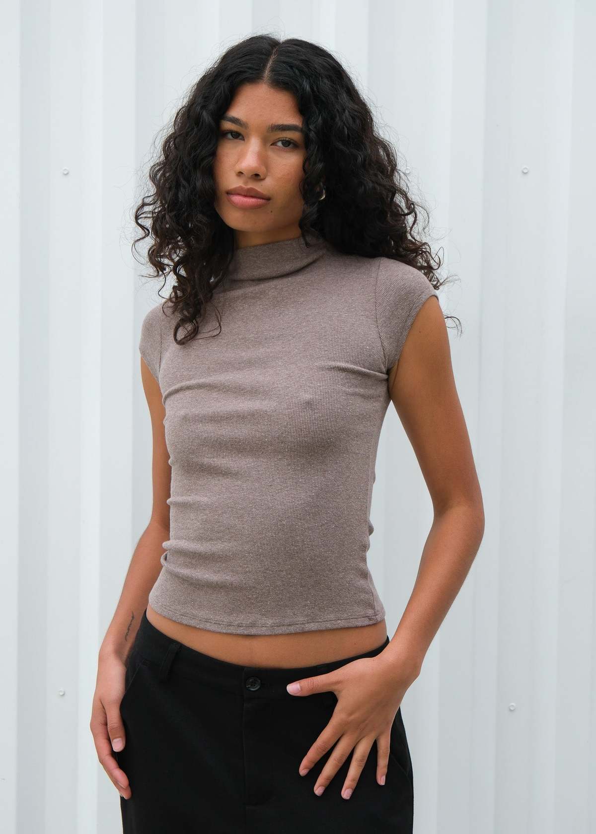 Geel Gem Tee - Image 11 of 11