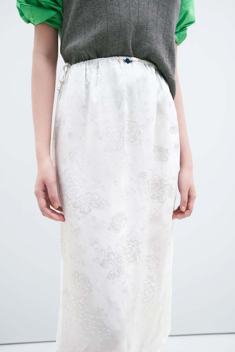 【fa.er.ie】 [fa.er.ie] flower jacquard skirt pants (cream) 2차☆[fa.er.ie] flower jacquard skirt pants (cream)