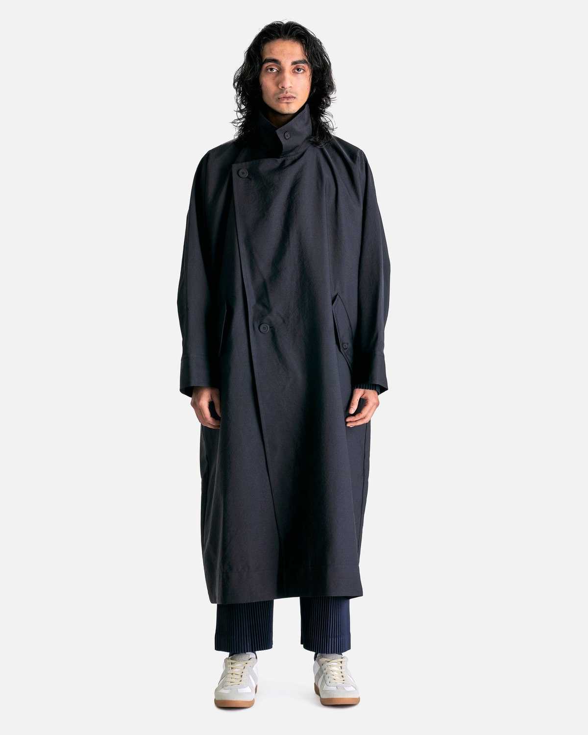 【HOMME PLISSÉ ISSEY MIYAKE 】　BLANK COAT Issey Miyake Homme Plissé Blank Coat - Black | Garmentory
