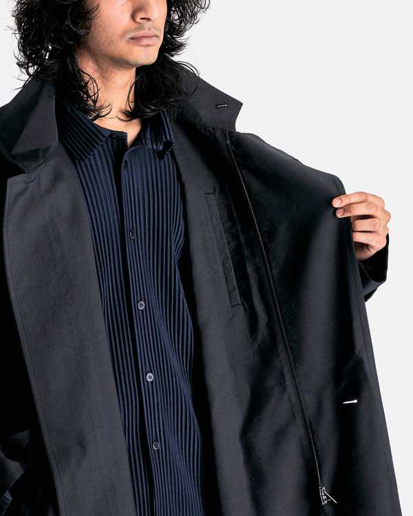 Issey Miyake Homme Plissé Blank Coat - Black | Garmentory
