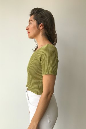 Piper Dalton Designs Piper Dalton Cropped Linen Tee in Avocado Piper Dalton Designs Piper Dalton Cropped Linen Tee in Avocado