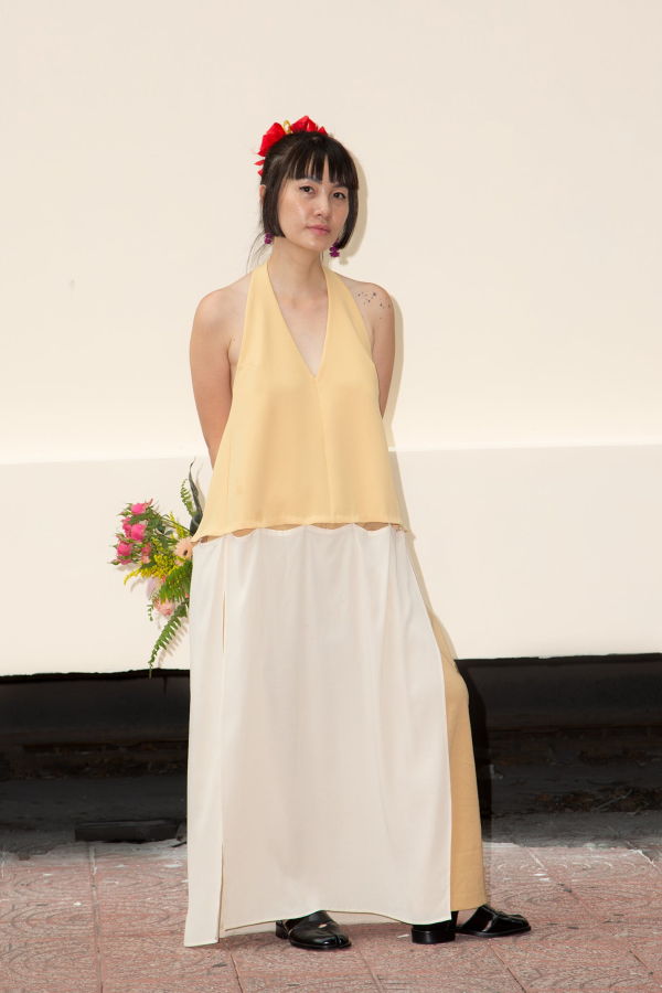 KAAREM Rhythm Halter Áo Dài Two-Piece Dress