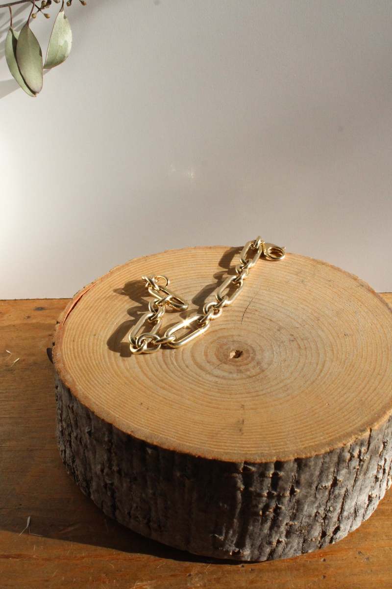 XIV Karats 8" Large Link Trombone Chain Bracelet - 14k Yellow Gold XIV Karats 8" Large Link Trombone Chain Bracelet - 14k Yellow Gold