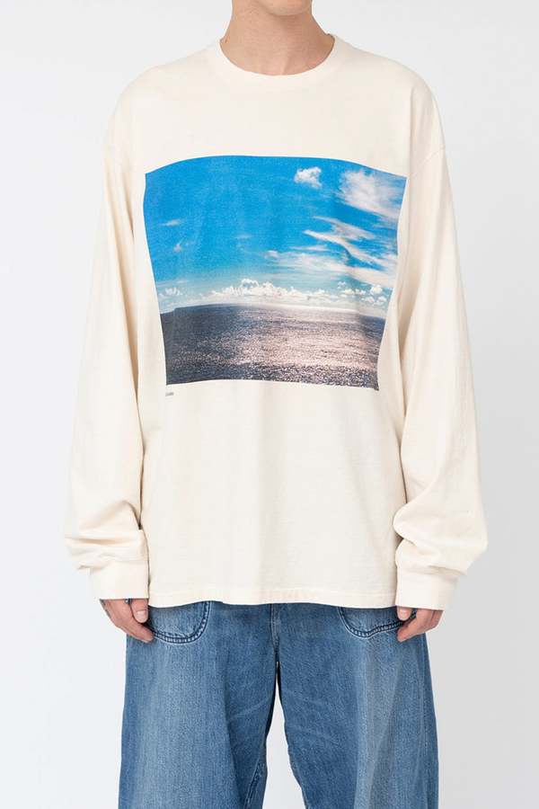 新品 nanamica OOAL L/S Photo Print Tee EC Nanamica OOAL L/S Photo Print Tee | Garmentory