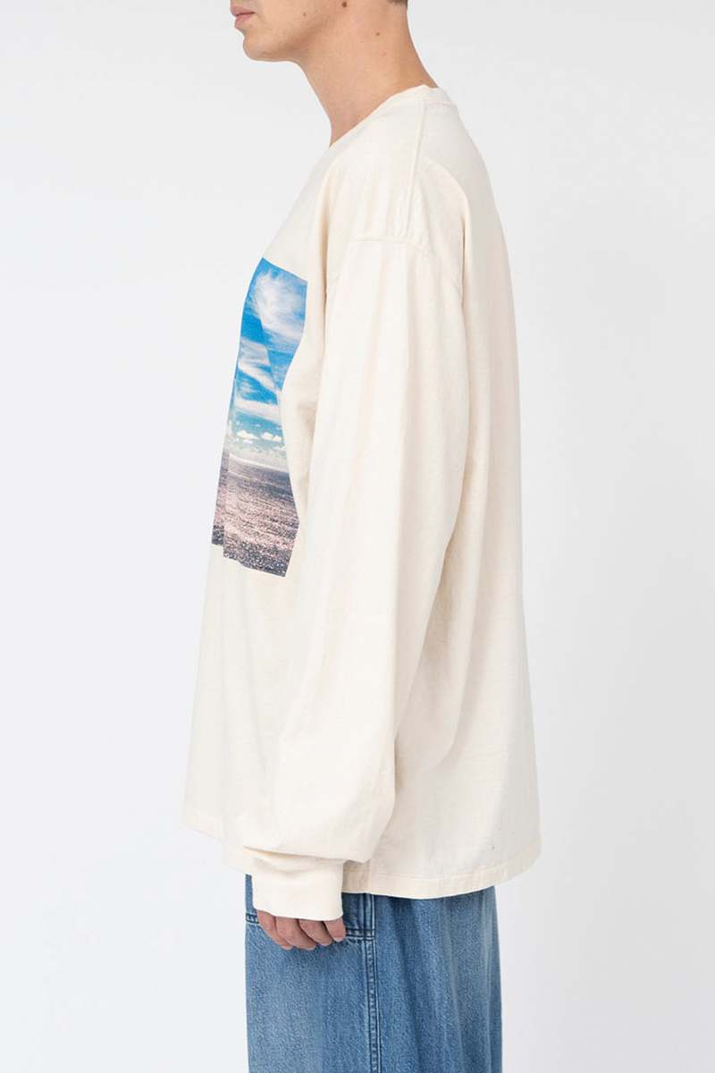 新品 nanamica OOAL L/S Photo Print Tee EC Nanamica OOAL L/S Photo Print Tee | Garmentory