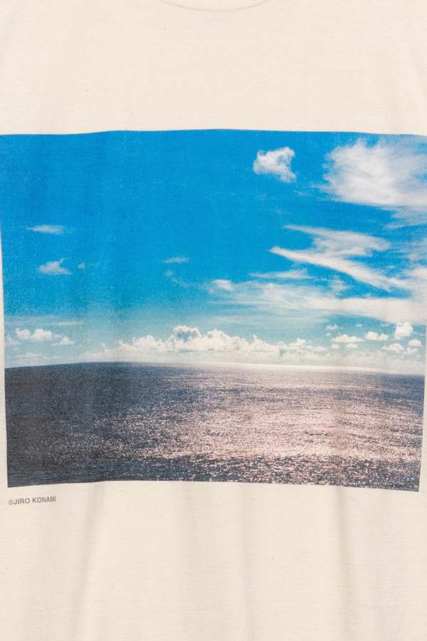 新品 nanamica OOAL L/S Photo Print Tee EC Nanamica OOAL L/S Photo Print Tee | Garmentory