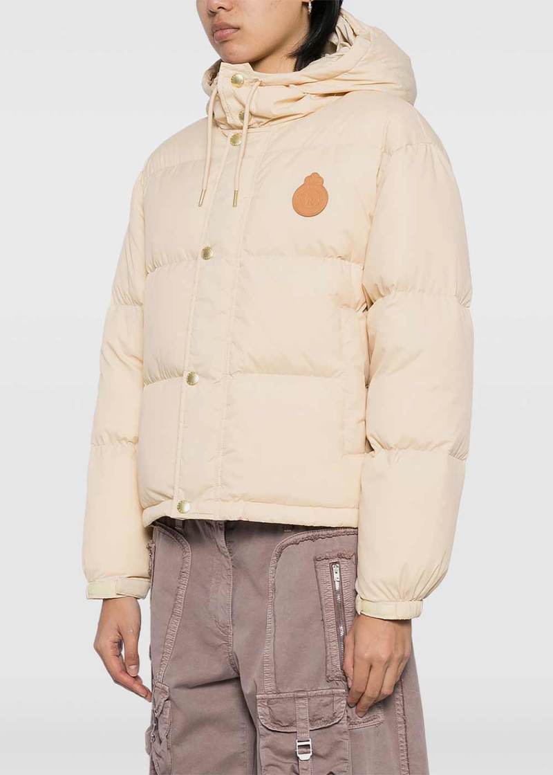SPORTY & RICH Crown Puffer Jacket - Champagne/Tan