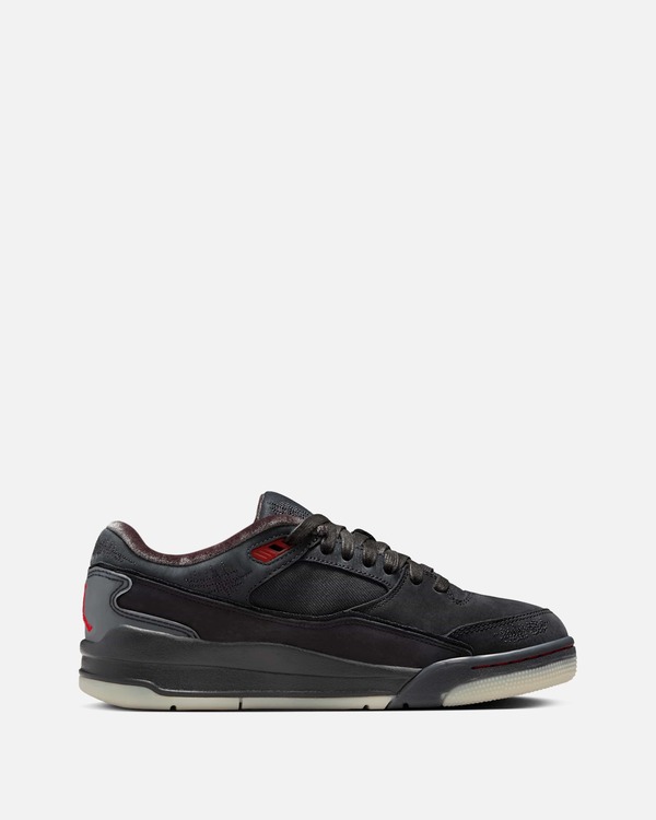 Jordan Women's Who Decides War Flight Court Sneaker - Bred