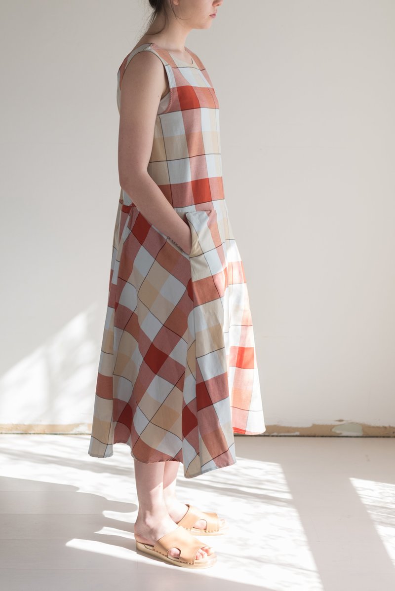 No.6 Alexis Cut Out Flat Slide No.6 Alexis Cut Out Flat Slide