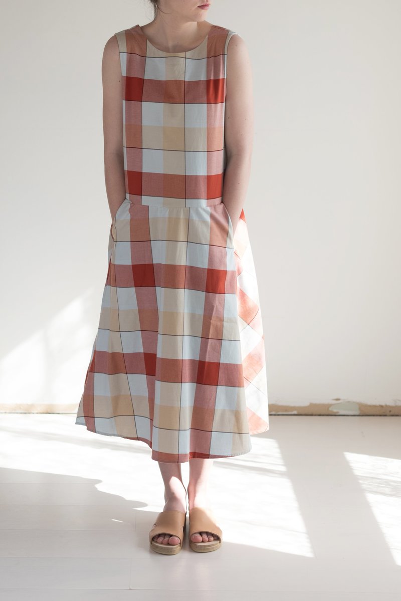 No.6 Alexis Cut Out Flat Slide No.6 Alexis Cut Out Flat Slide