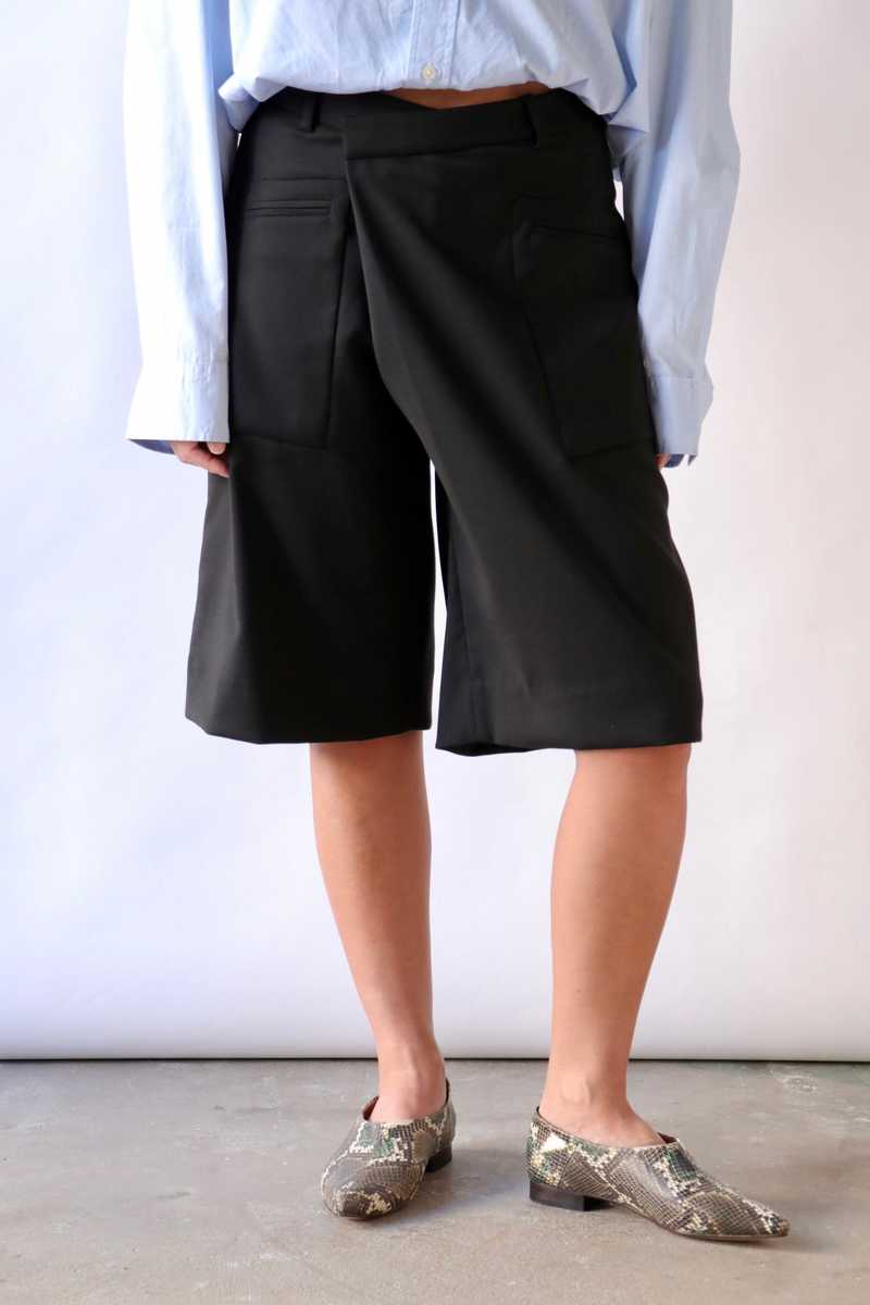 R13 Crossover Knee-Length Shorts - Black