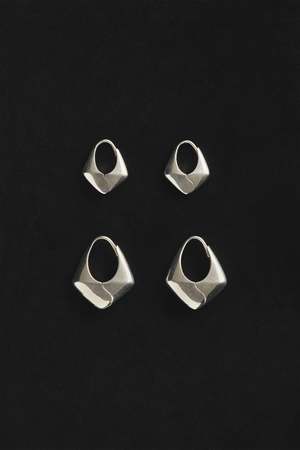 Sophie Buhai Large Pyramid Hoops Earrings - Sterling Silver