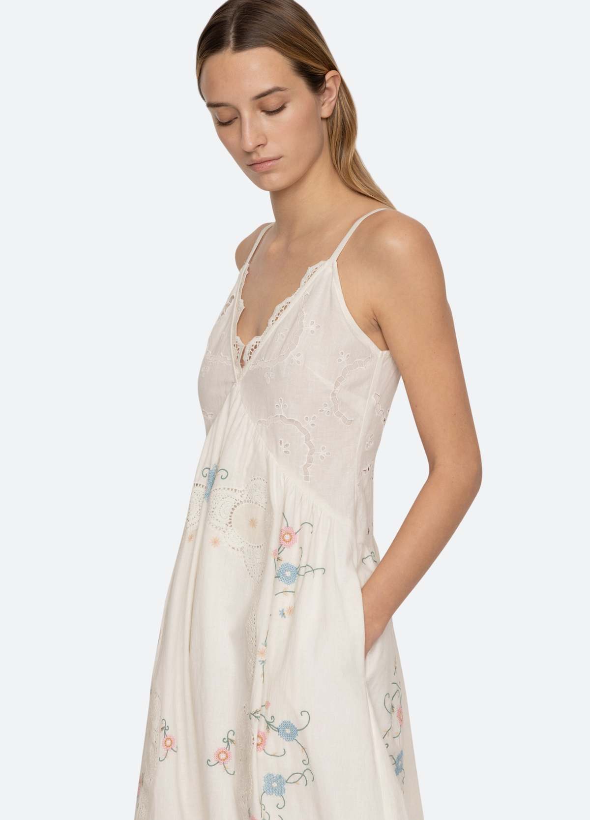 SEA NY VESNA EMBROIDERY S/SLV DRESS ホワイト Vesna Embroidery S/SLV Dress – Samantha Ogilvie