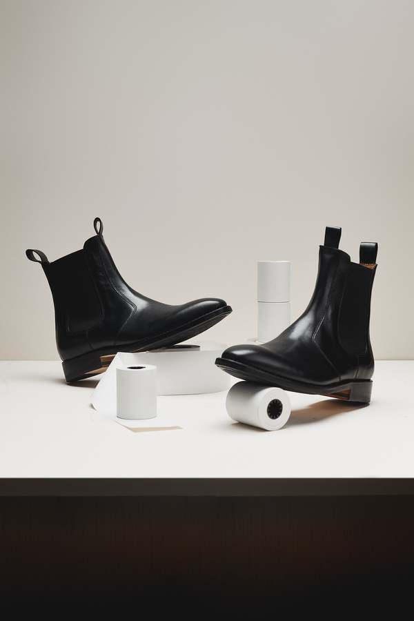 SAJA Chelsea Boots - Black