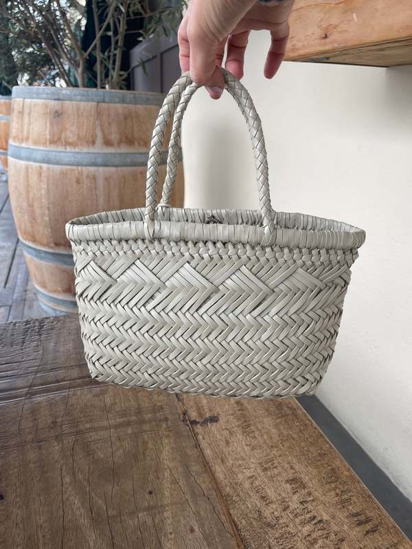 dragon かごバックMINI FLAT GORA TAN Dragon Diffusion - Mini Flat Gora Tan Woven Leather Bag