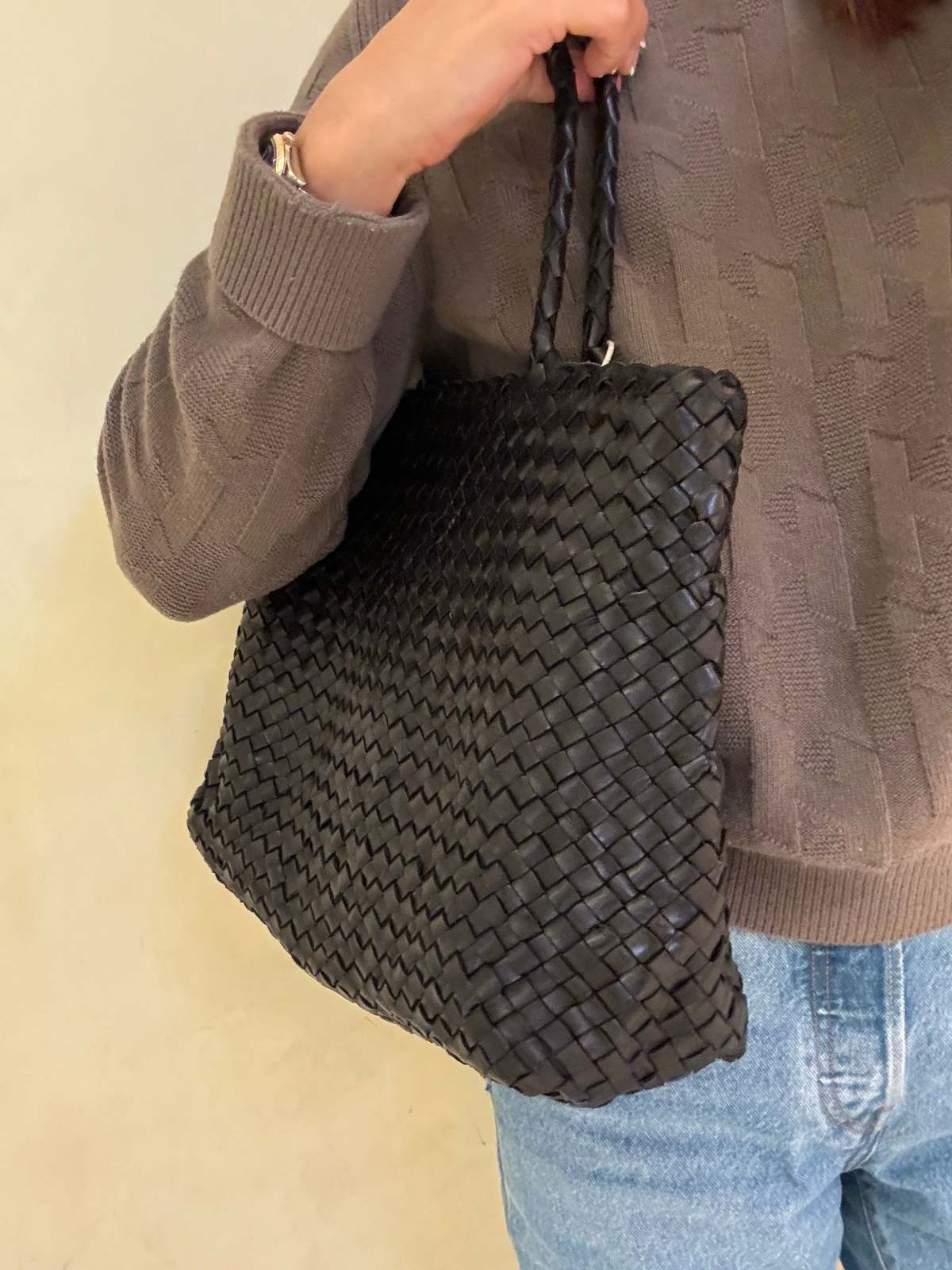 Dragon Diffusion Vintage Mesh Tote - Black - Image 7 of 7