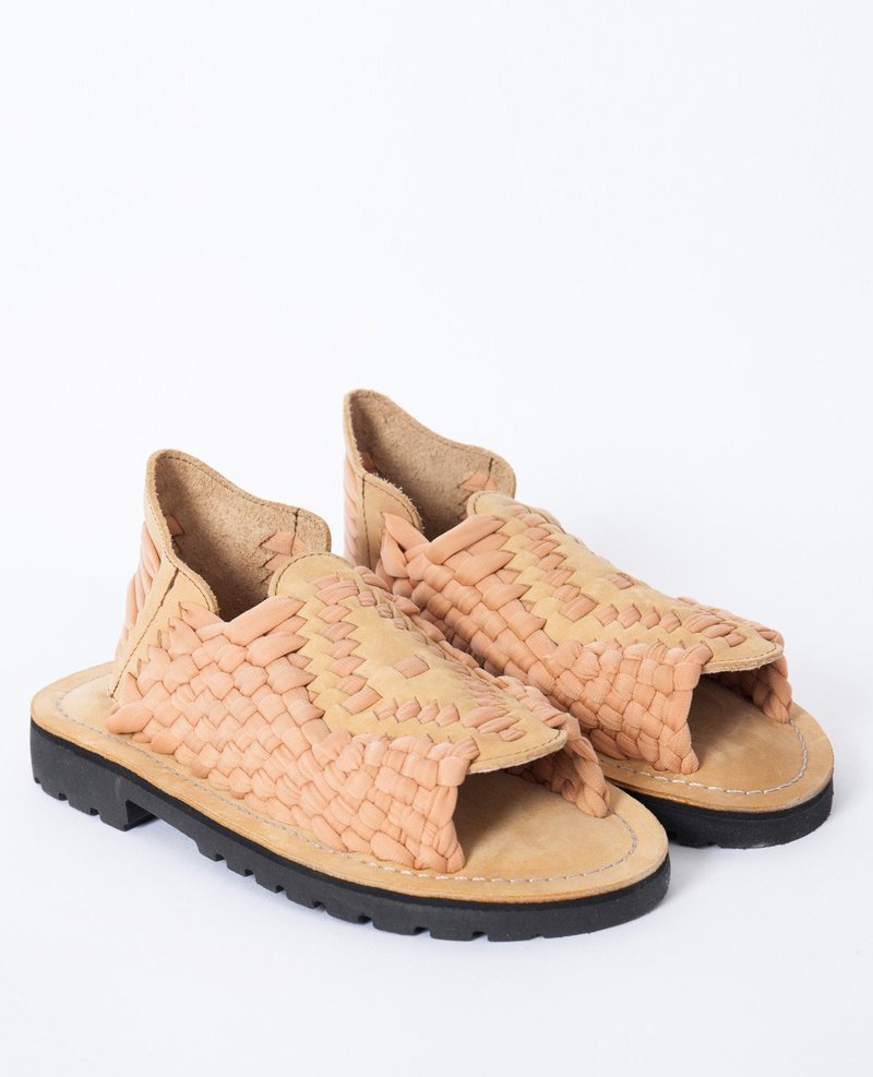 ◆Chubasco◆ MEDINA CM3002 TAN CHUBASCO Aztec Sandals / Beig | Garmentory