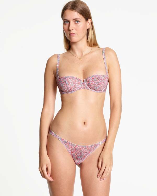 YASMINE ESLAMIビキニ Yasmine Eslami Nina Mini Bikini Brief - Meadow | Garmentory