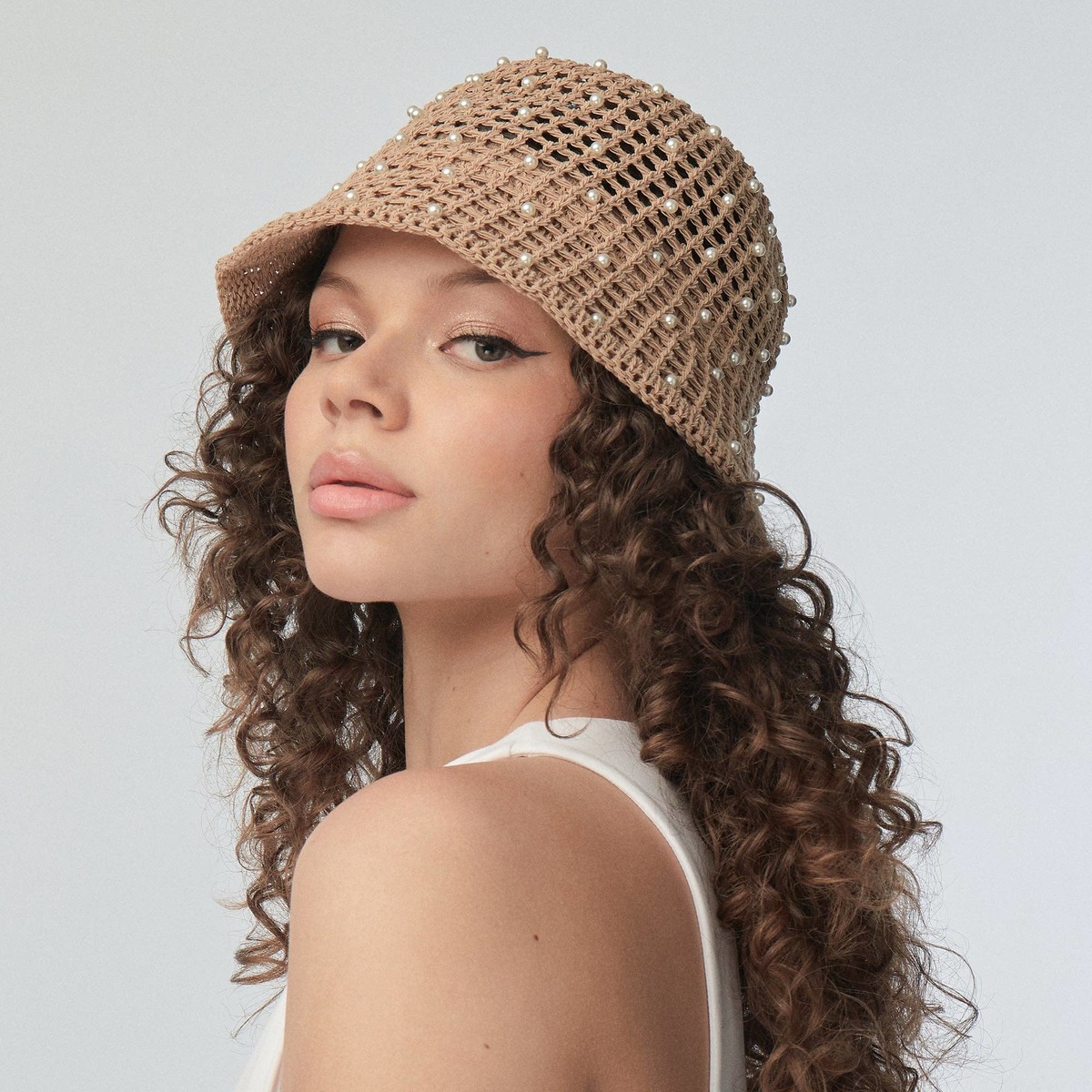 Lele‎ Sadoughi Embellished Bucket Hat (one size) LELE SADOUGHI EMBELLISHED BUCKET HAT~ NWOT BEAUTIFUL | eBay main image 4