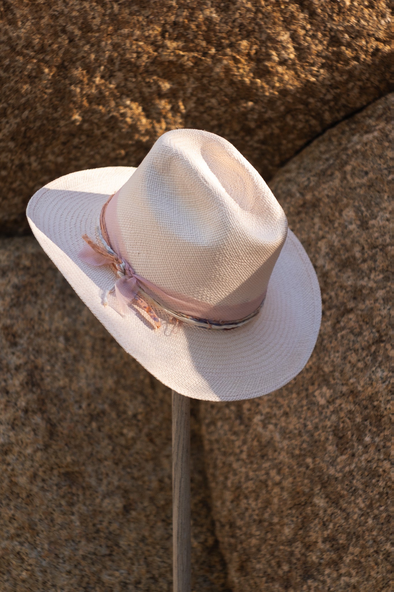 Vintage “creatures of love” straw hat <3 Creatures Of Love Hats (@creatures_of_love_) • Instagram  main image 4
