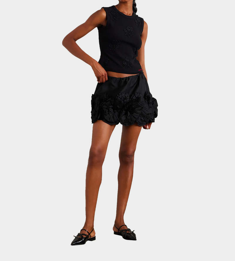 Shushu/Tong Floral Embellished Fluffy Skirt - Black | Garmentory