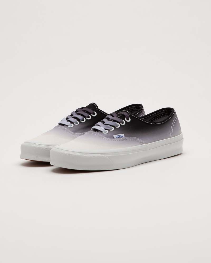 VANS UA OG Authentic LX Shoes - Black Dip-Dye VANS UA OG Authentic LX Shoes - Black Dip-Dye