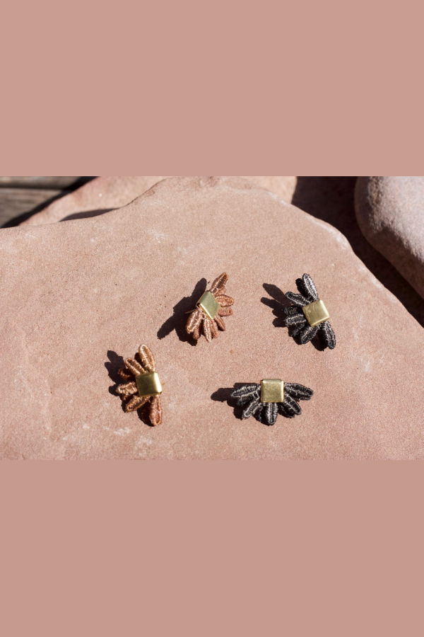 This Ilk Boucles Larrea