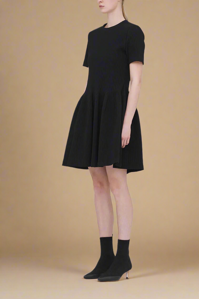 【CFCL】HYPHA SHORT SLEEVE MINI DRESS HYPHA SHORT SLEEVE MINI DRESS
