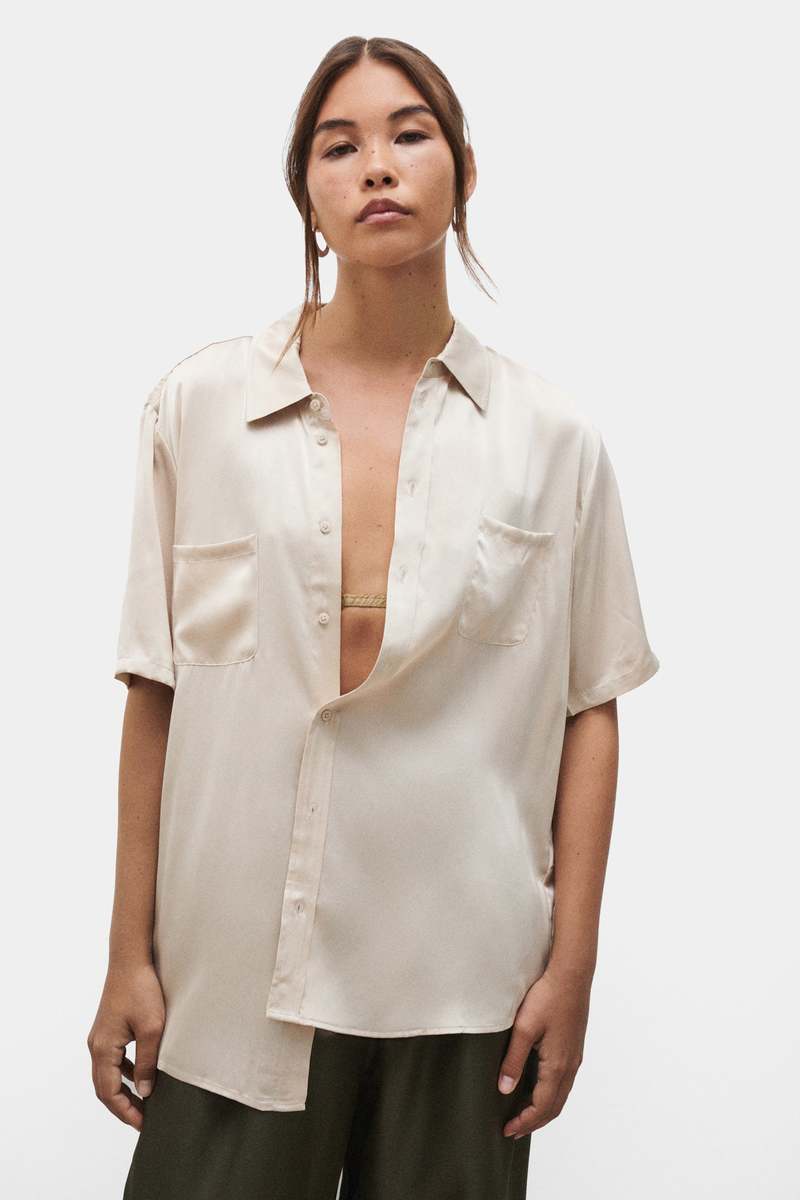 Silk Laundry SHORT SLEEVE BOYFRIEND SHIRT - HAZELNUT