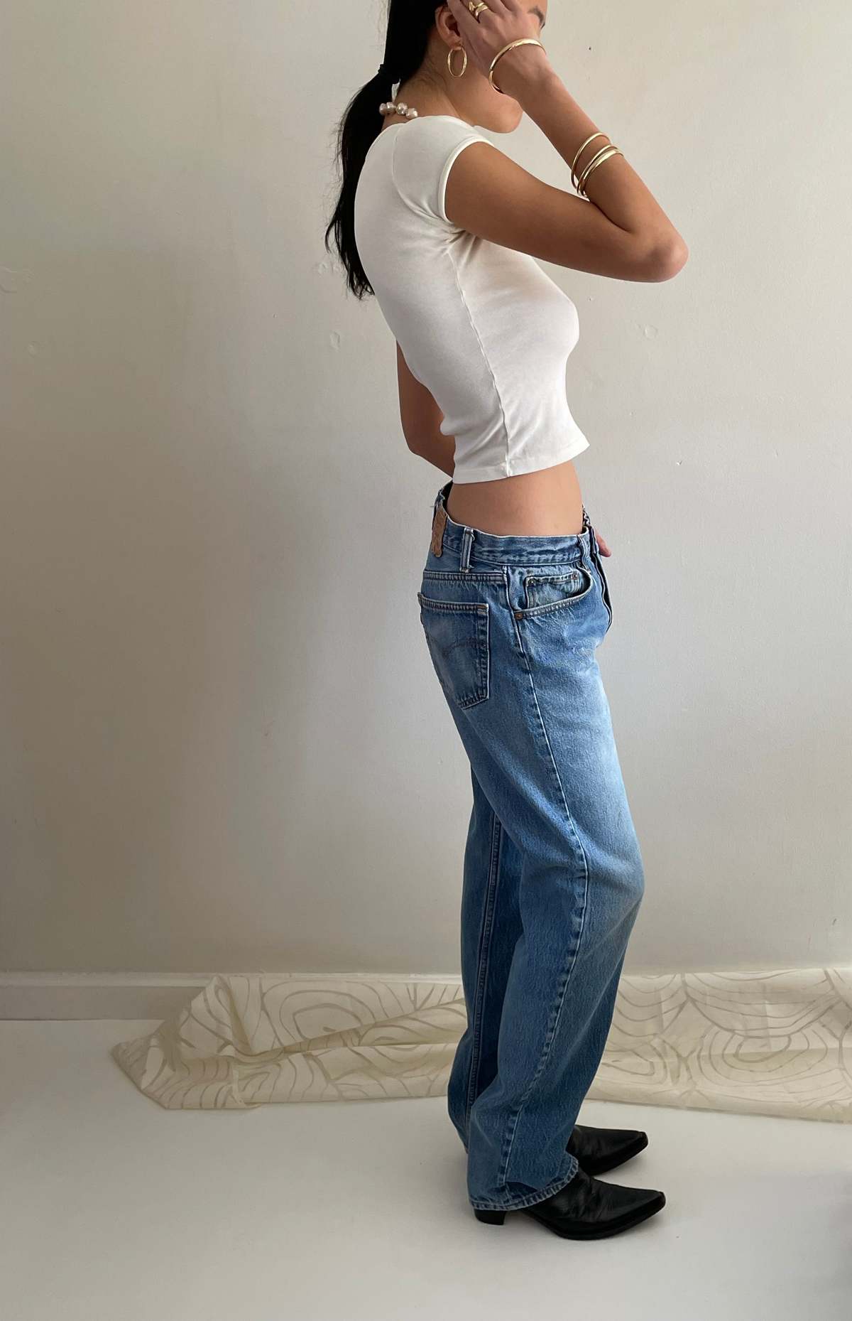 Levi's 501 Boyfriend Button Fly Jeans - Light Wash - Image 6 of 13