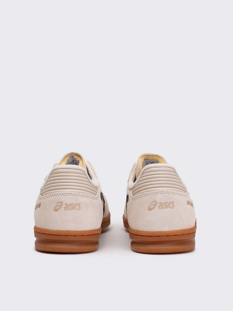ASICS アシックス SKYHAND OG Oatmeal Black UNISEX Asics Skyhand OG | Black/Oatmeal | Canoe Club