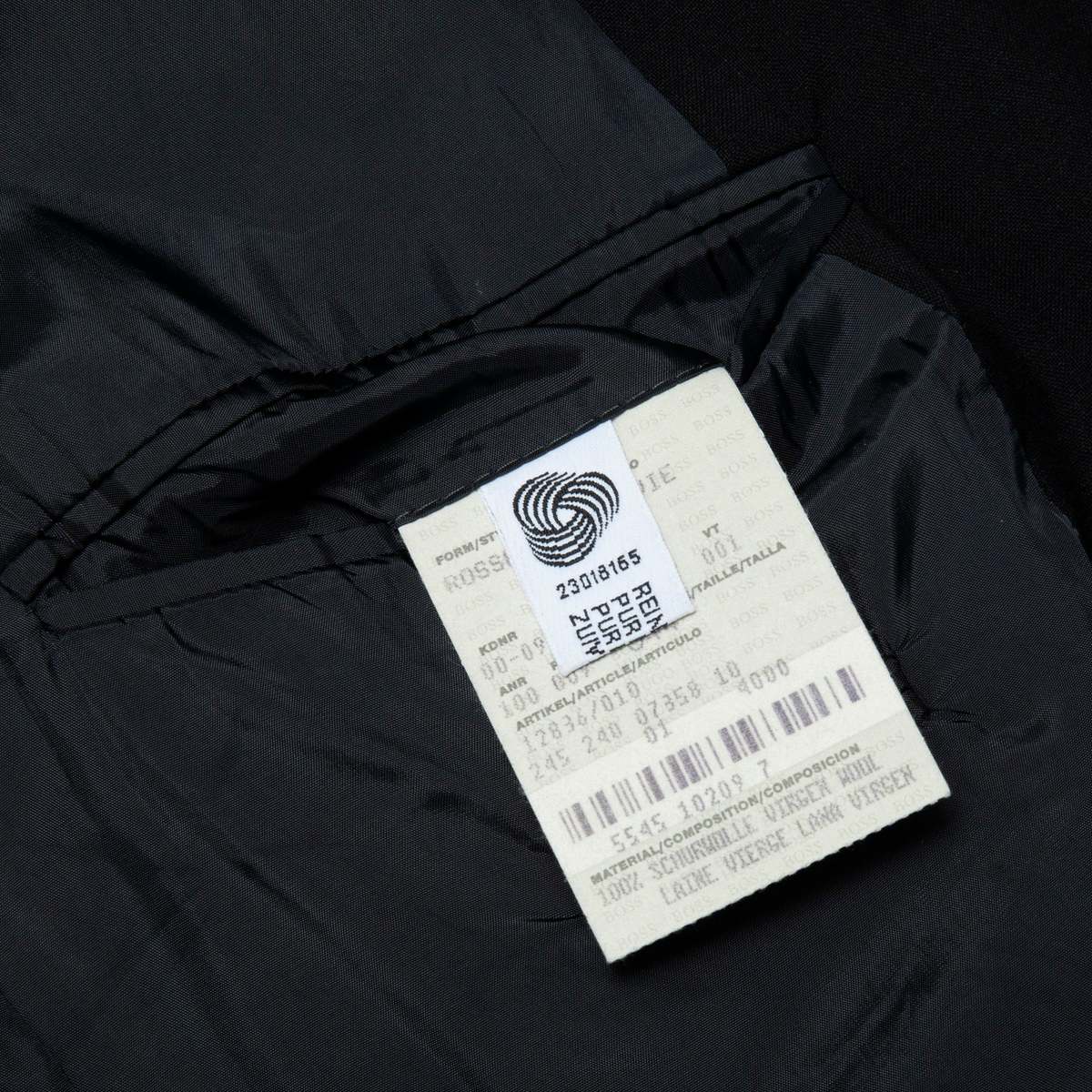 HUGO BOSS 90s Virgin Wool Plain Weave Slim Tailored Jacket - Black - Image 4 of 9